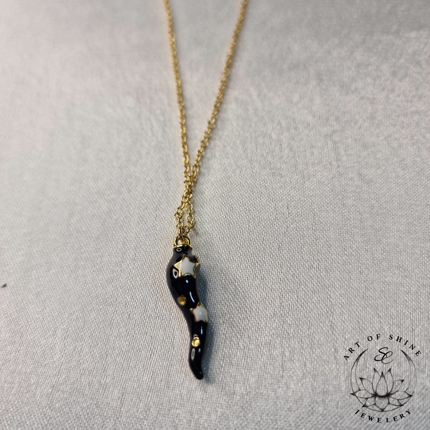 Black Horn Necklace