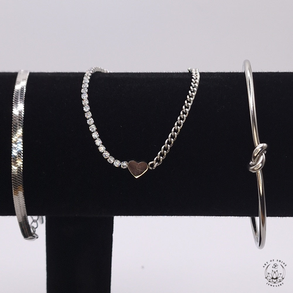 Rigid Knot Bracelet