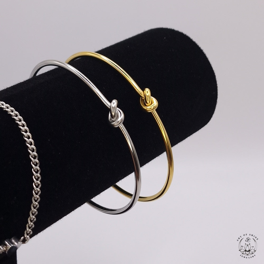 Rigid Knot Bracelet