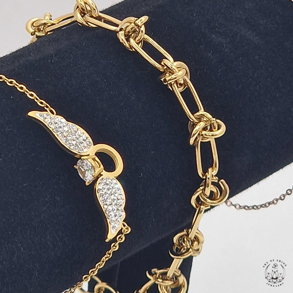 Bracelet with Solitaire Ring and Wings