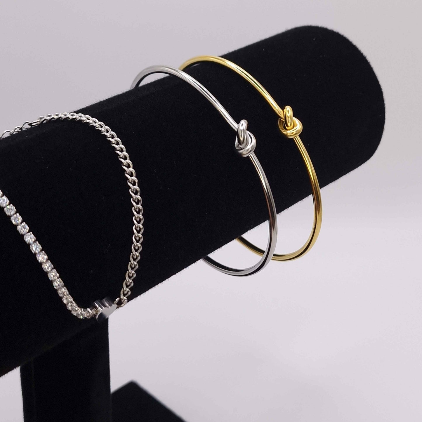 Rigid Knot Bracelet