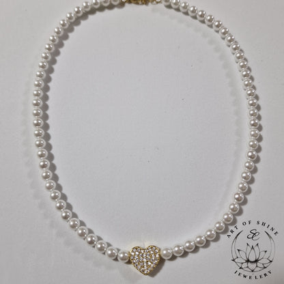 Pearl Heart Plaque Necklace with Zircons