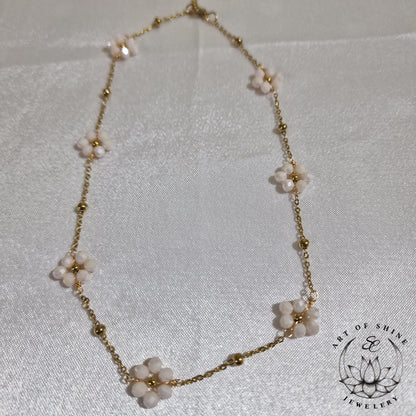 Daisy Pearl Necklace