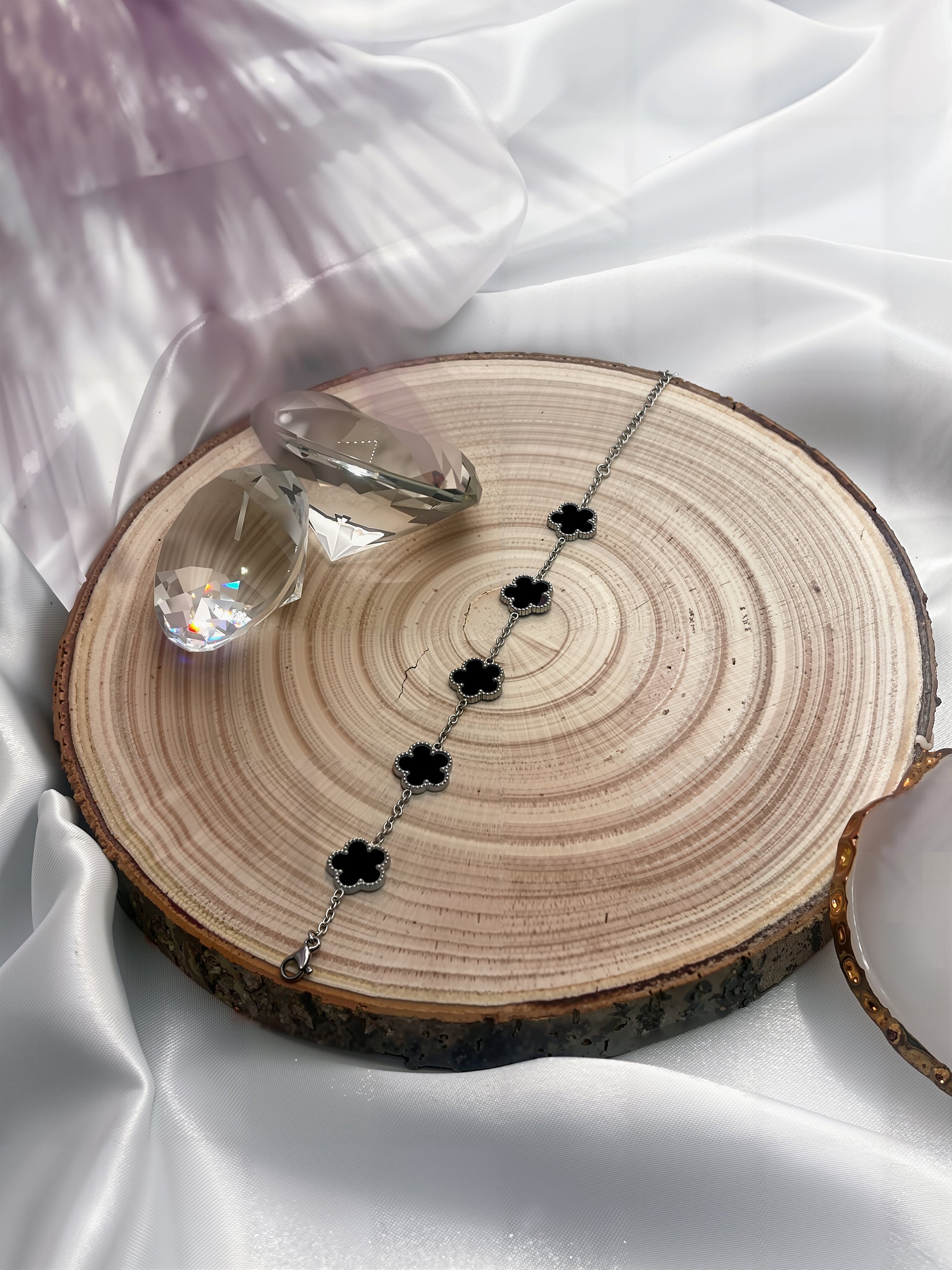 Fortune Five Clover Bracelet - Monochrome Edition Art of Shine