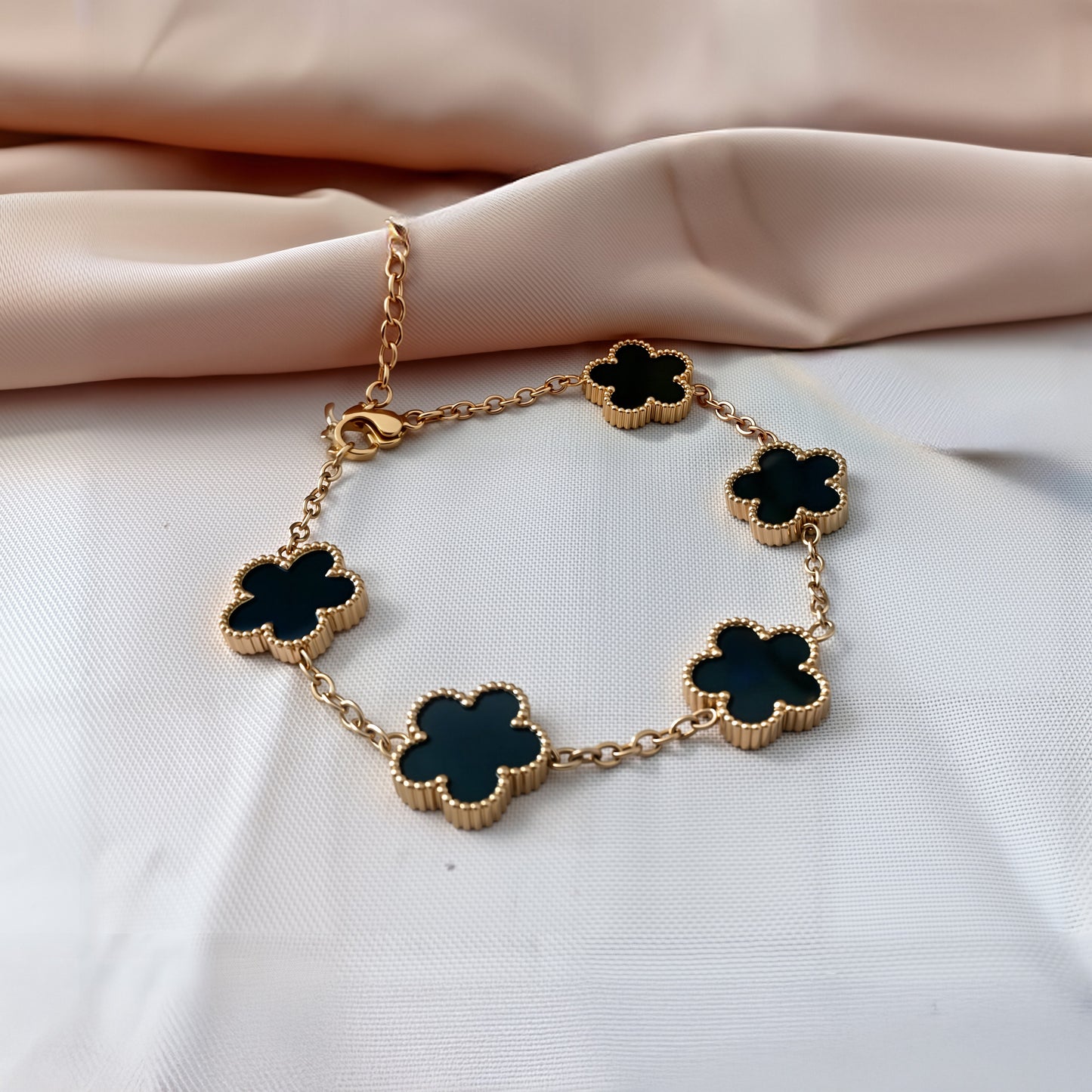 Fortune Five Clover Bracelet - Monochrome Edition Art of Shine