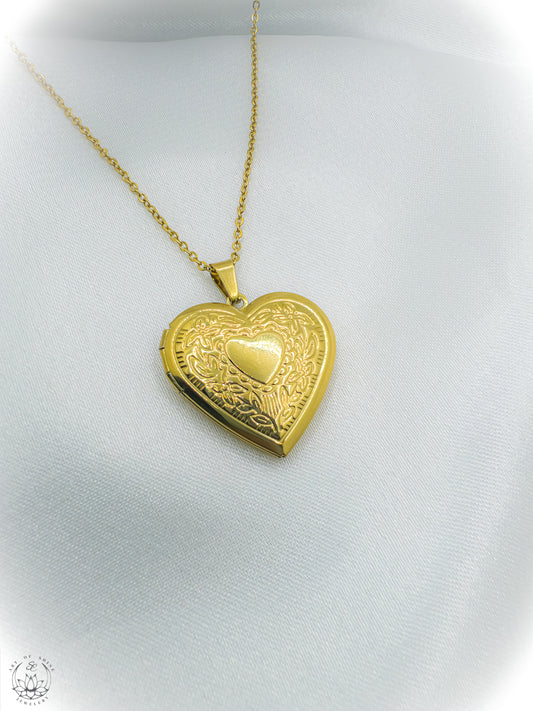The Vintage Heart Locket