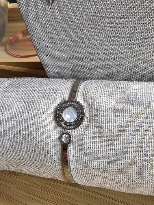 Reverse One Side Black And One White Bracelet