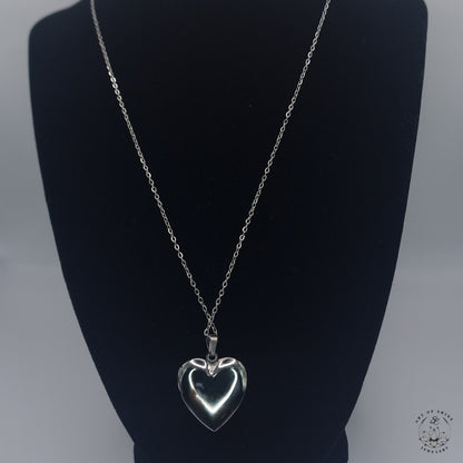Long Chain with Openable Heart Photo Pendant