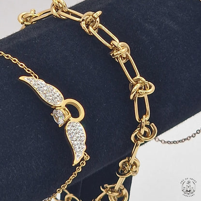 Bracelet with Solitaire Ring and Wings